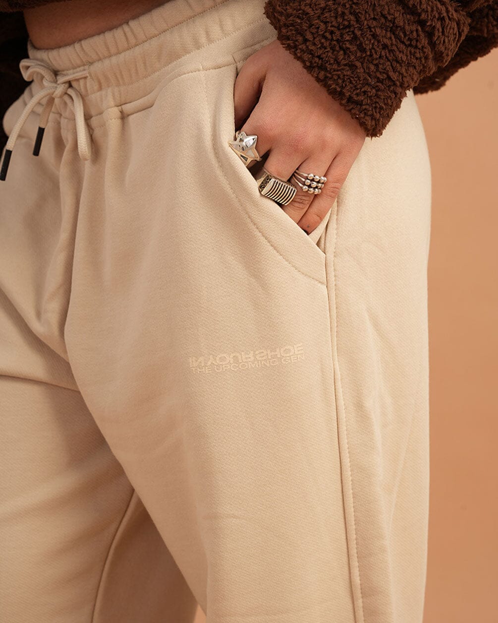 Beige Swants Swants IN YOUR SHOE