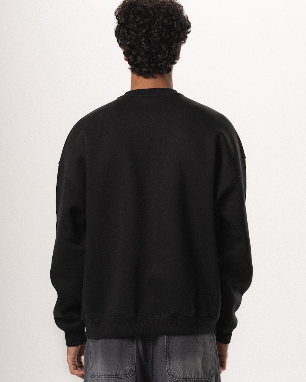 Black Basic Oversized Crewneck Crewnecks IN YOUR SHOE L