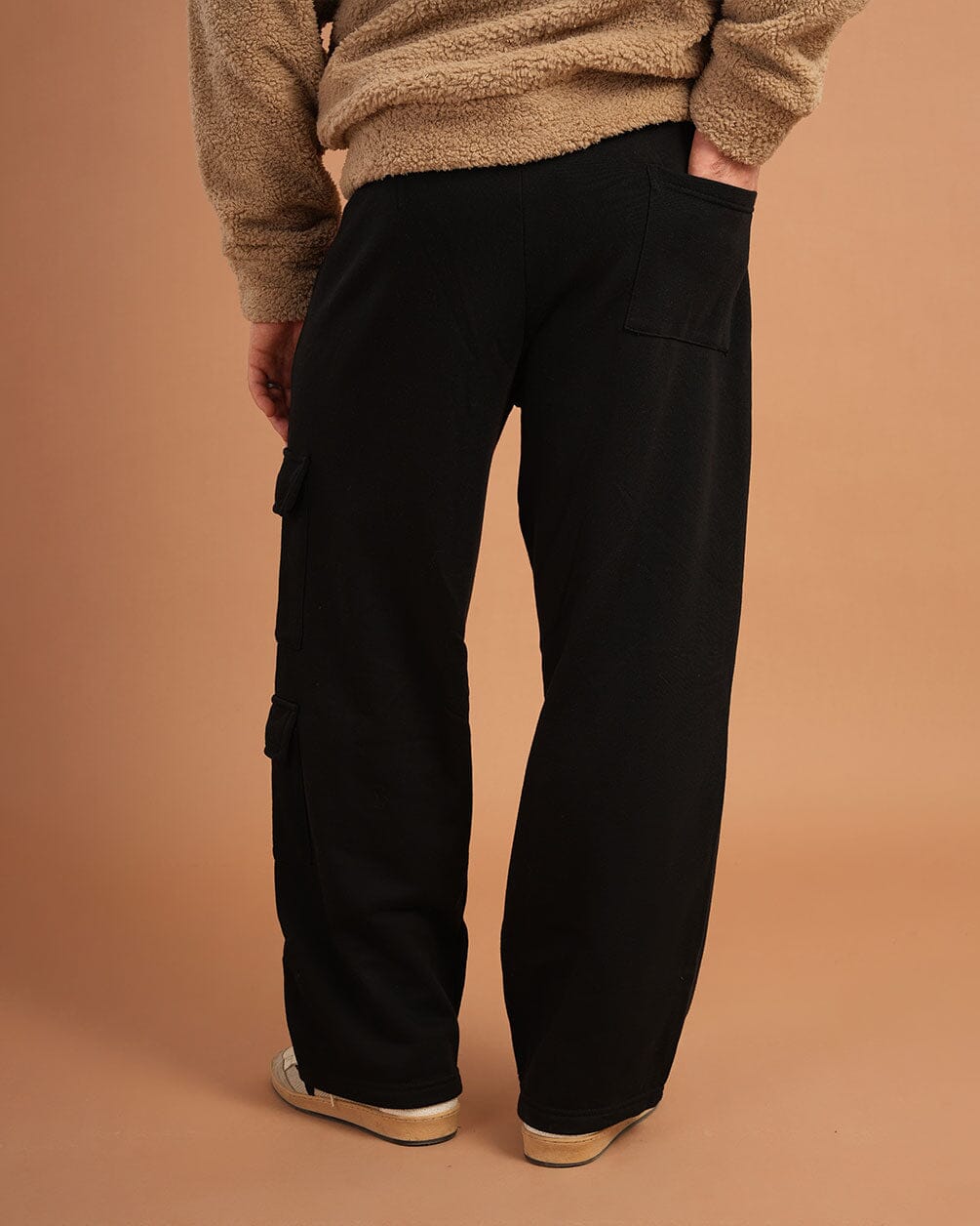 Black Cargo Swants Swants IN YOUR SHOE