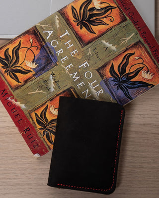 Black Wallet Wallet IN YOUR SHOE