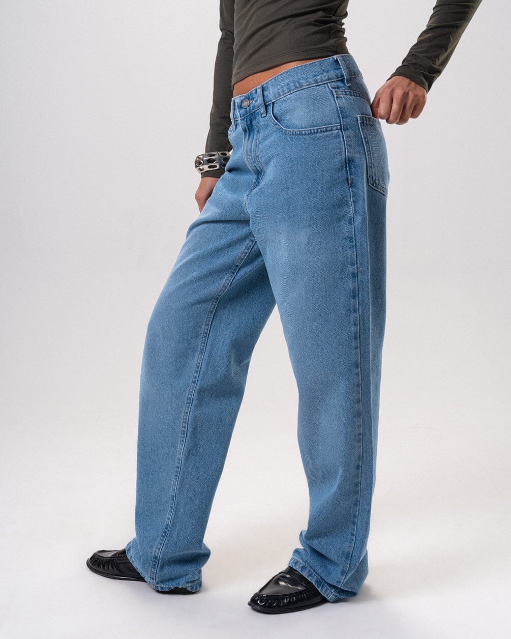 Female Medium Blue Contrast Badge Straight Jeans Jeans IN YOUR SHOE 38