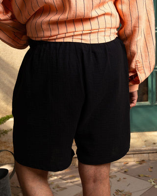 Male Black Crinkled Shorts Linen Shorts IN YOUR SHOE