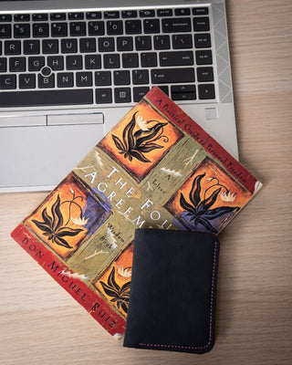 Navy Blue Wallet Wallet IN YOUR SHOE