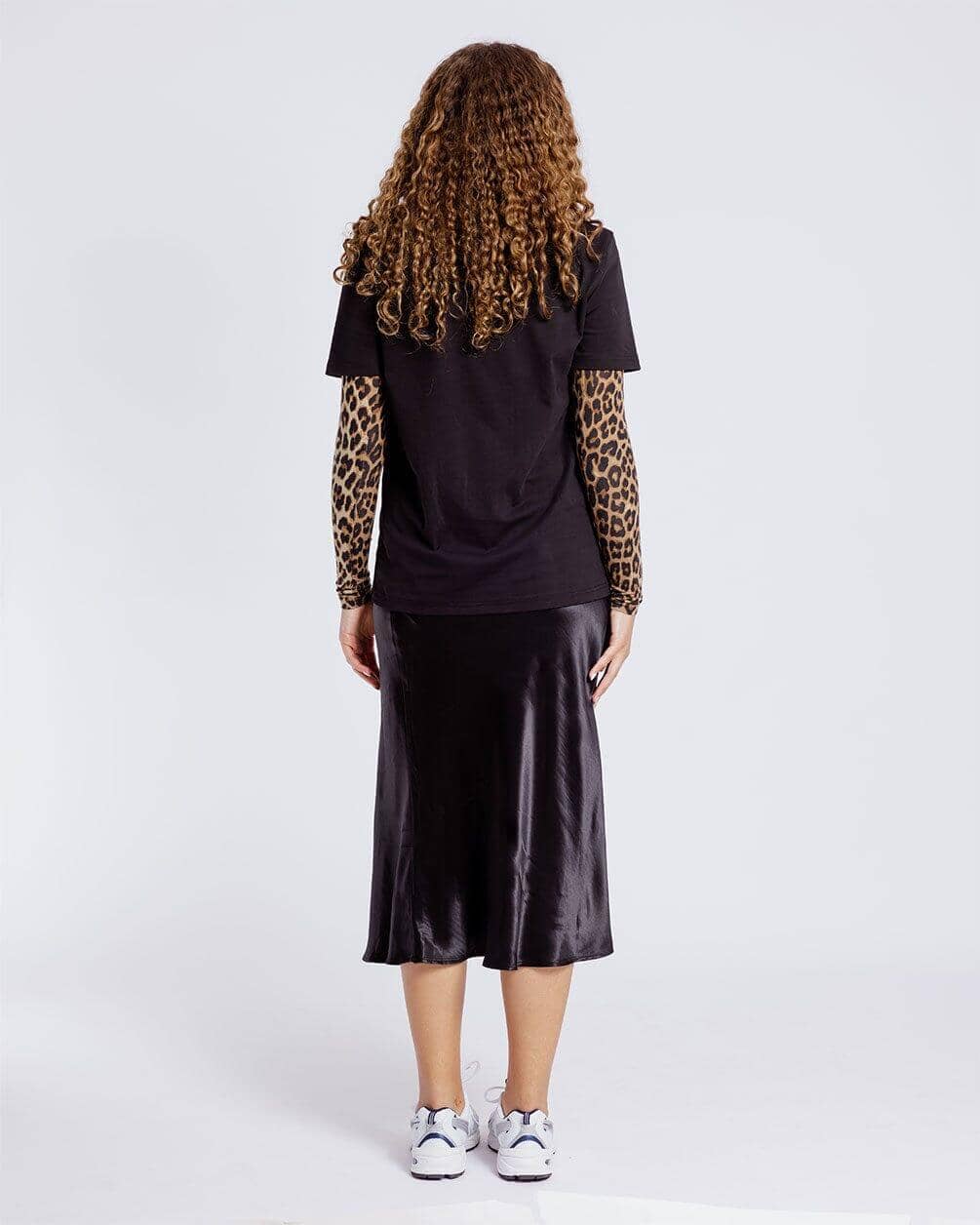 Black Basic Regular Tee Basic Regular Tee IN YOUR SHOE