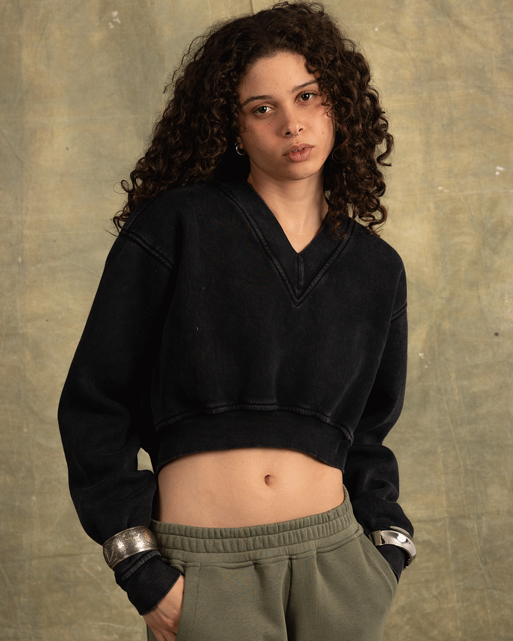 Black Cropped V-Neck Sweatshirt Acid Washed Crewnecks IN YOUR SHOE 