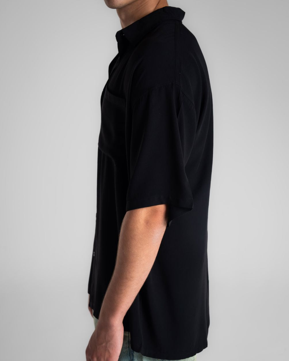 Black Oversized Short Sleeve Shirt Short Sleeve Shirt IN YOUR SHOE 