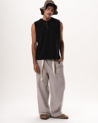 Black Sleeveless Tee Sleeveless Tees IN YOUR SHOE XL 