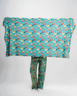 Cold But Still Hot Fluffy Blanket Fluffy Blanket IN YOUR SHOE 