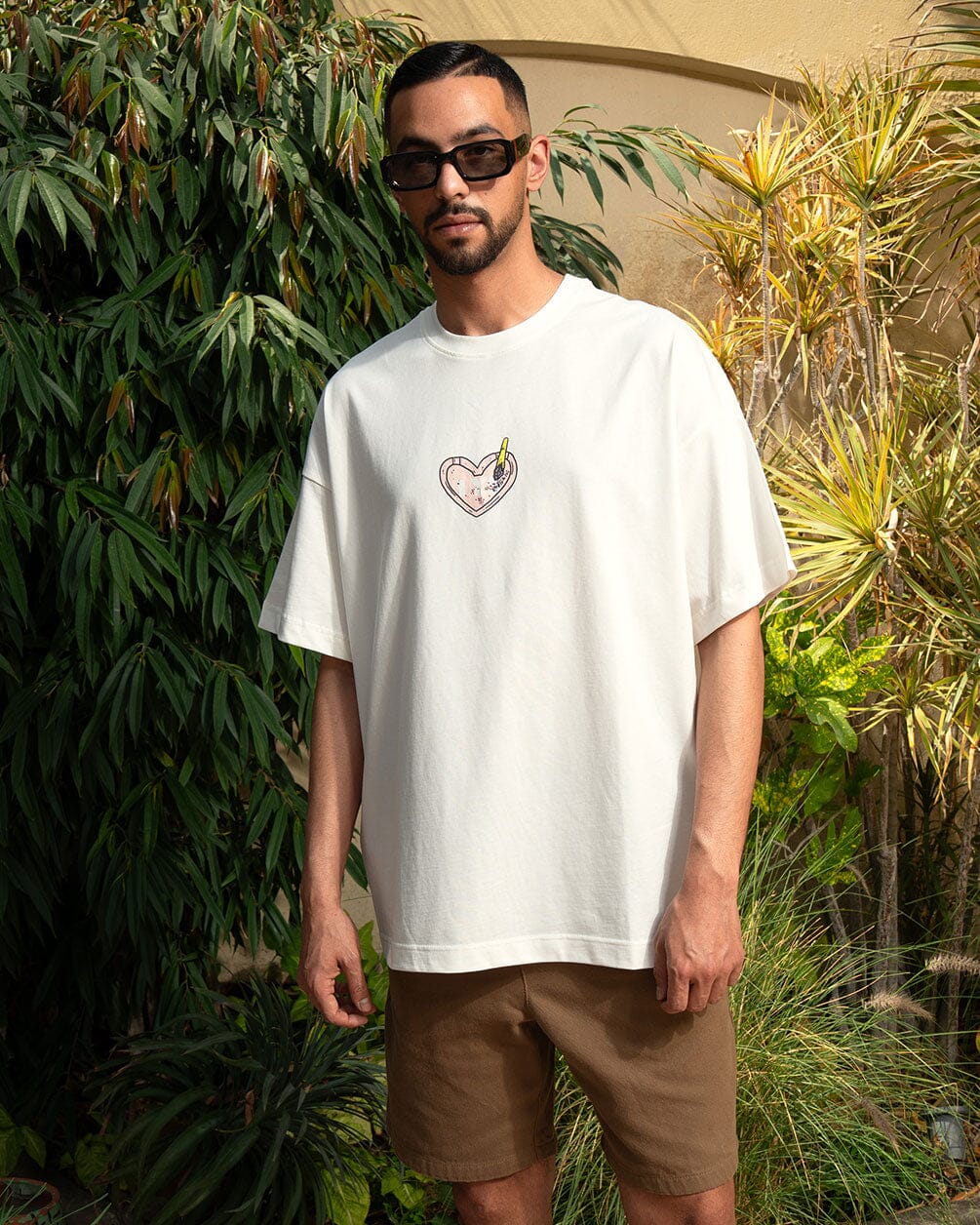 Hugs Over Drugs Printed Oversized Tee Printed Oversized Tees IN YOUR SHOE L 