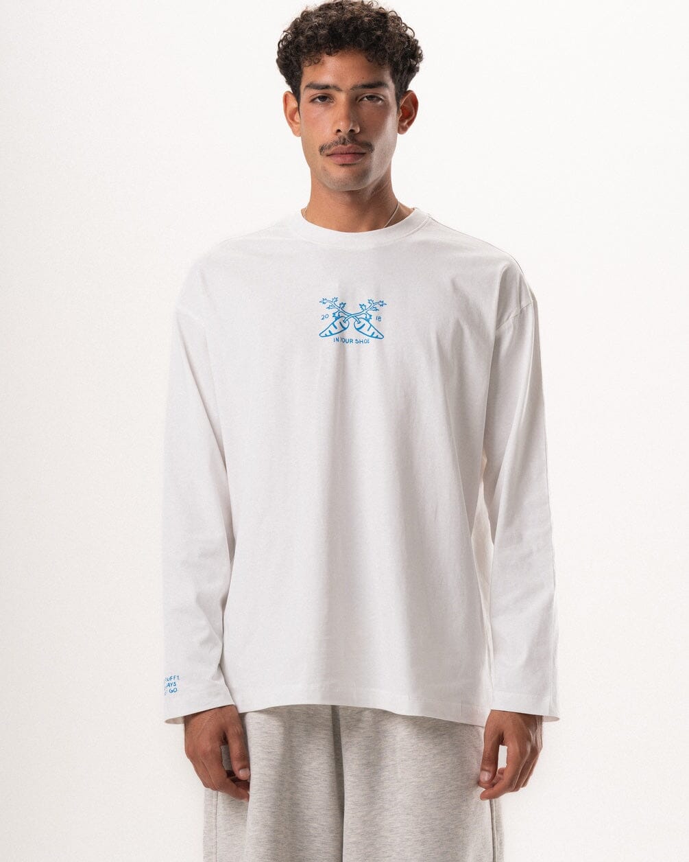 Like Rabbits Oversized Long Sleeves Long Sleeves IN YOUR SHOE 