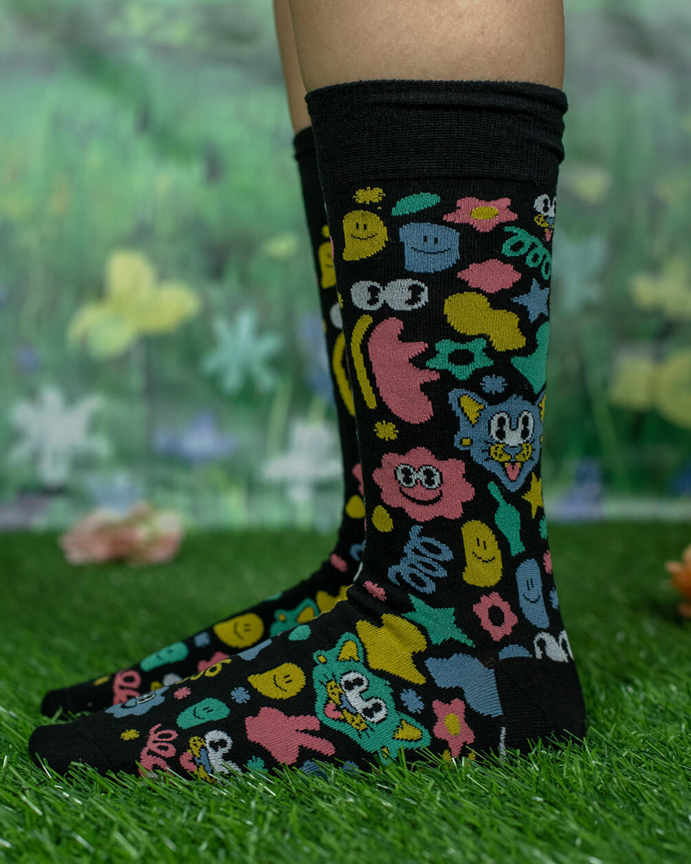 Hallucinations (Long Socks) Neck IN YOUR SHOE 
